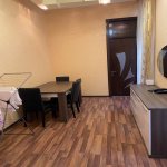 Kirayə (aylıq) 3 otaqlı Köhnə Tikili, İçərişəhər metrosu, Səbail rayonu 1