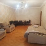 Продажа 3 комнатная Вторичка, м. Азадлыг метро, 8-ой микрорайон, Бинагадинский р-н район 1