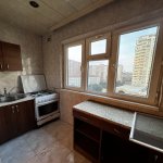 Kirayə (aylıq) 3 otaqlı Köhnə Tikili, Azadlıq metrosu, 8-ci mikrorayon, Binəqədi rayonu 12