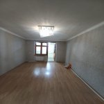 Kirayə (aylıq) 3 otaqlı Köhnə Tikili Xırdalan 10