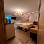 Продажа 2 комнатная Вторичка, м. Эльмляр Академиясы метро, пос. Ясамал, Парк Мусабекова, Ясамал район 1