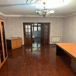 Kirayə (aylıq) 3 otaqlı Köhnə Tikili, Avtovağzal metrosu, Binəqədi rayonu 1