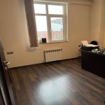 Kirayə (aylıq) 4 otaqlı Ofis, Azadlıq metrosu, 8-ci mikrorayon, Binəqədi rayonu 9