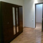 Kirayə (aylıq) 11 otaqlı Ofis, Azadlıq metrosu, 8-ci mikrorayon, Binəqədi rayonu 9