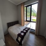 Посуточно 5 комнатная Дома/Виллы Гах 4