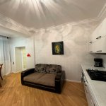 Kirayə (aylıq) 3 otaqlı Yeni Tikili, Nizami metrosu, Nərimanov rayonu 12