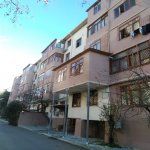 Satılır 3 otaqlı Köhnə Tikili, Memar Əcəmi metrosu, 4-cü mikrorayon, Nəsimi rayonu 1