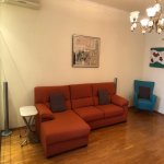 Kirayə (aylıq) 4 otaqlı Köhnə Tikili, Sahil metrosu, Səbail rayonu 12