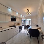Продажа 3 комнатная Вторичка, 13-й микрорайон район 5