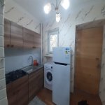 Kirayə (aylıq) 1 otaqlı Köhnə Tikili, Elmlər akademiyası metrosu, Bakı Dövlət Universiteti, Yasamal rayonu 12