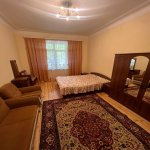 Kirayə (aylıq) 3 otaqlı Köhnə Tikili, Montin qəs., Nərimanov rayonu 10