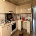 Satılır 3 otaqlı Köhnə Tikili, Azadlıq metrosu, 8-ci mikrorayon, Atatürk parkı, Binəqədi rayonu 8