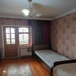 Kirayə (aylıq) 3 otaqlı Köhnə Tikili, Xalqlar dostluğu metrosu, Nizami rayonu 10