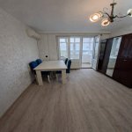 Продажа 2 комнатная Вторичка, İnşaatçılar метро, пос. Ясамал, Ясамал район 1