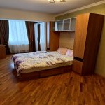Kirayə (aylıq) 3 otaqlı Köhnə Tikili, 28 May metrosu, Səməd Vurğun parkı, Nəsimi rayonu 8
