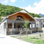 Посуточно 5 комнатная Дома/Виллы Гах 28