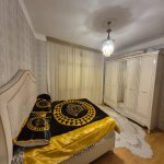 Продажа 3 комнатная Вторичка, İnşaatçılar метро, пос. Ясамал, Ясамал район 4