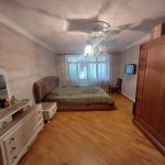 Satılır 4 otaqlı Köhnə Tikili, Azadlıq metrosu, 8-ci mikrorayon, Binəqədi rayonu 2