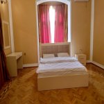 Kirayə (aylıq) 8 otaqlı Həyət evi/villa, Elmlər akademiyası metrosu, Yasamal rayonu 11