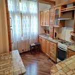 Kirayə (aylıq) 4 otaqlı Köhnə Tikili, Gənclik metrosu, Nərimanov rayonu 12