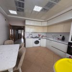 Продажа 2 комнатная Вторичка, м. Автовокзал метро, Бинагадинский р-н район 7