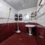 Продажа 2 комнатная Вторичка, 8-ой микрорайон район 12