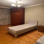 Kirayə (aylıq) 3 otaqlı Köhnə Tikili, Qara Qarayev metrosu, 8-ci kilometr, Nizami rayonu 8