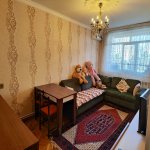 Kirayə (aylıq) 3 otaqlı Köhnə Tikili, Həzi Aslanov metrosu, H.Aslanov qəs., Xətai rayonu 2