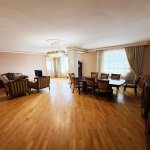Аренда 4 комнатная Новостройка, 8-ой микрорайон, Айна Султанова памятник, Бинагадинский р-н район 7