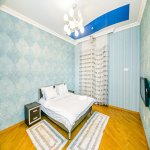 Kirayə (aylıq) 4 otaqlı Köhnə Tikili, Sahil metrosu, Xalça Muzeyi, Səbail rayonu 27