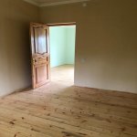 Satılır 4 otaqlı Bağ evi Oğuz 10