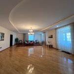 Satılır 11 otaqlı Həyət evi/villa, Badamdar qəs., Səbail rayonu 6