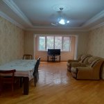 Kirayə (aylıq) 3 otaqlı Köhnə Tikili, Azadlıq metrosu, 7-ci mikrorayon, Binəqədi rayonu 1