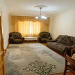 Kirayə (aylıq) 3 otaqlı Köhnə Tikili, Həzi Aslanov metrosu, H.Aslanov qəs., Xətai rayonu 1