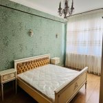 Kirayə (aylıq) 4 otaqlı Köhnə Tikili, Sahil metrosu, Səbail rayonu 4