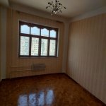 Kirayə (aylıq) 4 otaqlı Köhnə Tikili, Xalqlar dostluğu metrosu, 8-ci kilometr, Nizami rayonu 1