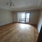 Kirayə (aylıq) 4 otaqlı Köhnə Tikili, Elmlər akademiyası metrosu, Yasamal rayonu 11