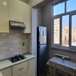 Kirayə (aylıq) 2 otaqlı Köhnə Tikili, Azadlıq metrosu, 8-ci mikrorayon, Binəqədi rayonu 7