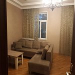 Kirayə (aylıq) 4 otaqlı Köhnə Tikili, Elmlər akademiyası metrosu, Yasamal rayonu 9