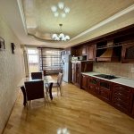 Kirayə (aylıq) 4 otaqlı Yeni Tikili, İçərişəhər metrosu, Səbail rayonu 9
