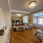 Kirayə (aylıq) 3 otaqlı Köhnə Tikili, İçərişəhər metrosu, Səbail rayonu 9