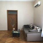 Kirayə (aylıq) 3 otaqlı Köhnə Tikili, Sahil metrosu, Səbail rayonu 9