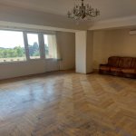 Kirayə (aylıq) 3 otaqlı Köhnə Tikili, 28 May metrosu, Bulvar, Səbail rayonu 2