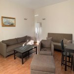 Kirayə (aylıq) 6 otaqlı Bağ evi Xırdalan 8