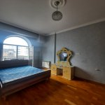 Kirayə (aylıq) 3 otaqlı Yeni Tikili Xırdalan 4