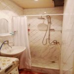 Продажа 2 комнат Вторичка, м. Азадлыг метро, 8-ой микрорайон, Бинагадинский р-н район 8