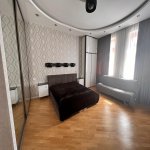 Kirayə (aylıq) 3 otaqlı Yeni Tikili, İçərişəhər metrosu, Səbail rayonu 6