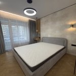 Kirayə (günlük) 4 otaqlı Yeni Tikili, İnşaatçılar metrosu, Yasamal rayonu 3