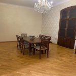 Kirayə (aylıq) 3 otaqlı Köhnə Tikili, İçərişəhər metrosu, Səbail rayonu 1