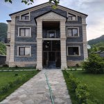 Kirayə (günlük) 7 otaqlı Həyət evi/villa Qax 1